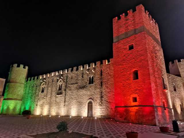 Il Castello si illumina con il tricolore Italiano